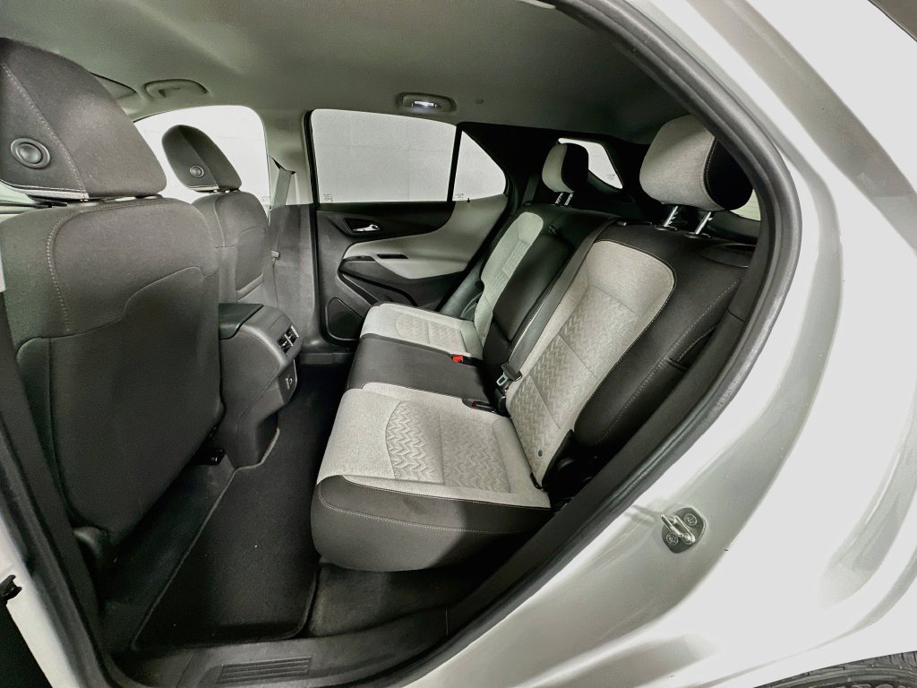 Used 2022 Chevrolet Equinox LS w/ LS Convenience Package FWD image 23