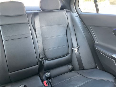 Used 2024 Mercedes-Benz C 300 4MATIC Sedan image 37