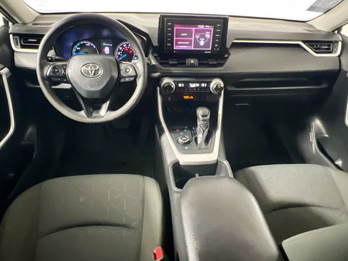Used 2022 Toyota RAV4 XLE image 29