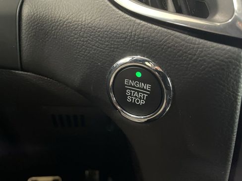 Used 2020 Ford Edge ST w/ Cold Weather Package AWD/4WD image 22