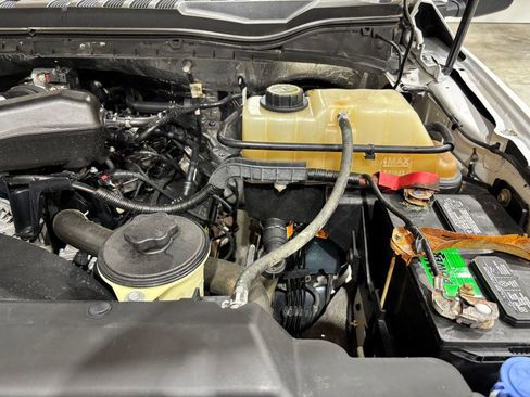 Used 2017 Ford F250 XL w/ Power Equipment Group AWD/4WD image 25