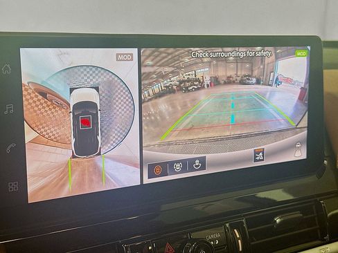 New 2026 Nissan Pathfinder Platinum image 16