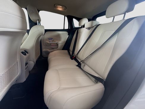 Used 2021 Mercedes-Benz GLA 250 image 25