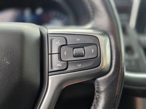 Used 2022 Chevrolet Suburban Z71 w/ Luxury Package image 31