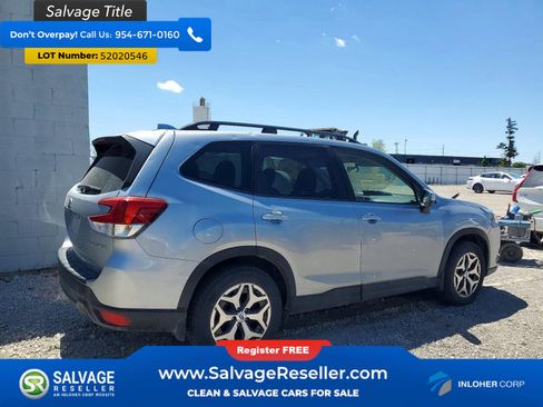 Used 2023 Subaru Forester Premium AWD/4WD image 4