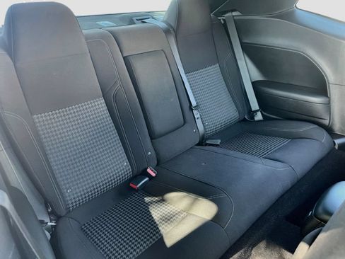 Used 2022 Dodge Challenger SXT w/ Driver Convenience Group AWD/4WD image 25