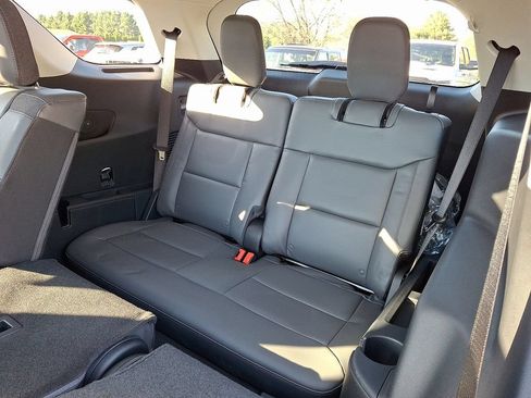 New 2026 Ford Explorer Active w/ Active Comfort Package AWD/4WD image 7