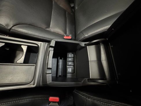 Used 2016 Honda CR-V Touring image 34