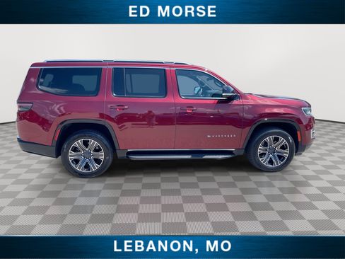Used 2024 Jeep Wagoneer Series II AWD/4WD image 9