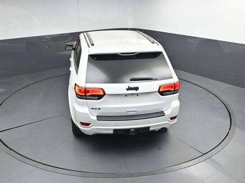 Used 2021 Jeep Grand Cherokee Laredo X image 34