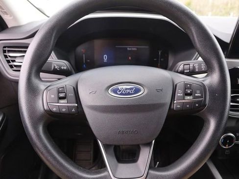 Certified 2025 Ford Escape Active image 10