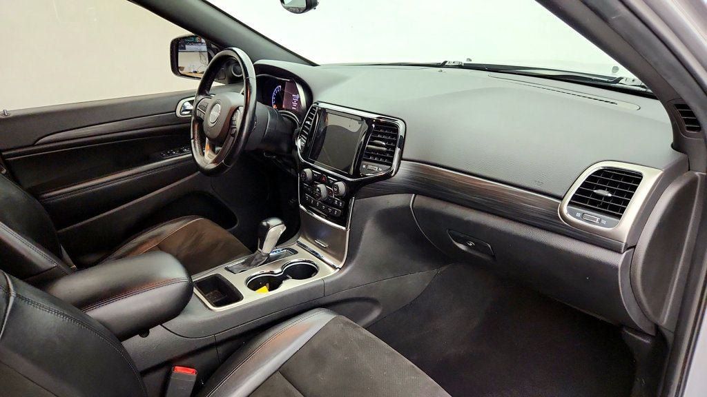Used 2021 Jeep Grand Cherokee Laredo X AWD/4WD image 25