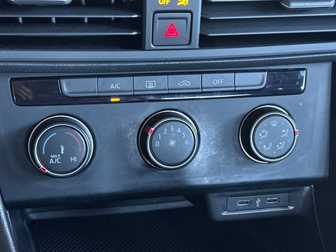 Used 2020 Volkswagen Jetta S w/ Driver Assistance Package image 18