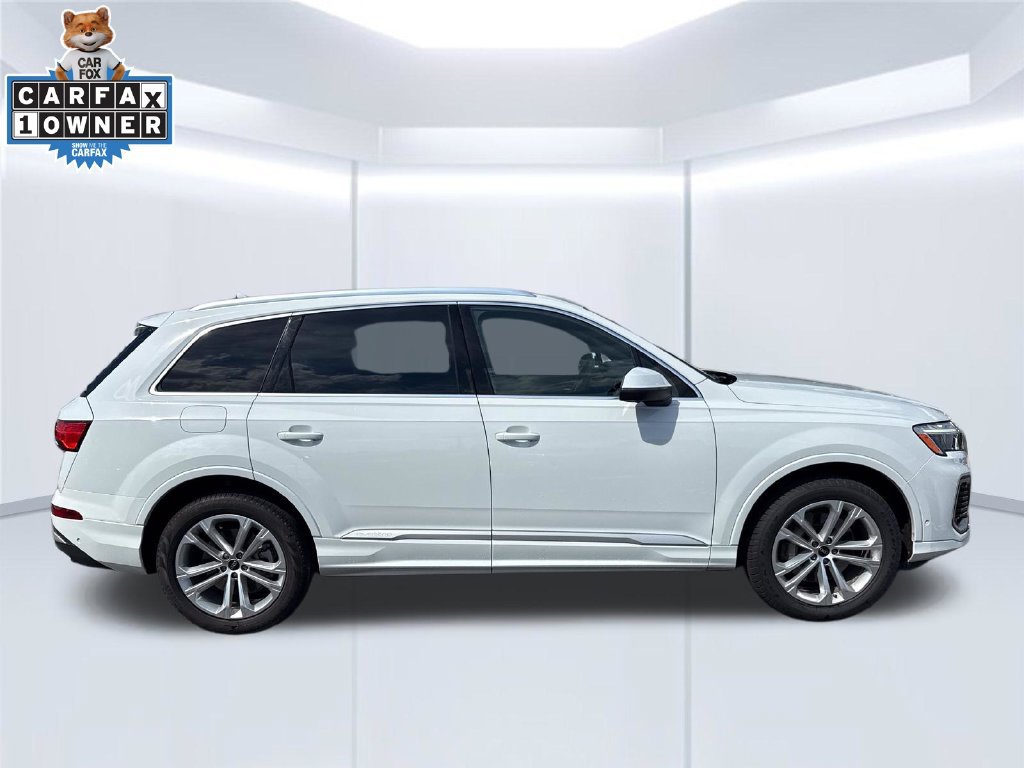 Used 2025 Audi Q7 3.0T Premium Plus AWD/4WD image 2