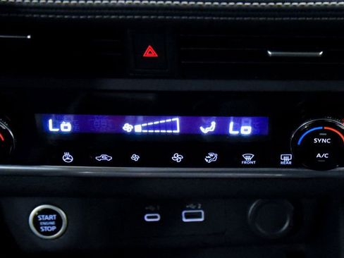 Used 2022 Nissan Rogue S image 21