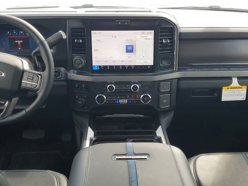 New 2026 Ford F450 Platinum w/ FX4 Off-Road Package image 11