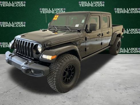 Used 2022 Jeep Gladiator Willys image 12