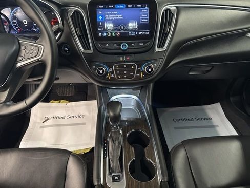 Used 2023 Chevrolet Malibu LT FWD image 18