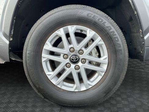 Used 2025 Toyota Tundra SR5 image 15