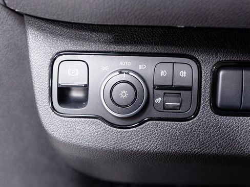 Used 2024 Mercedes-Benz Sprinter 144 Cargo image 9