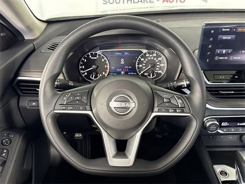 New 2025 Nissan Altima 2.5 SV image 14