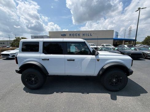 New 2026 Ford Bronco Badlands AWD/4WD image 18