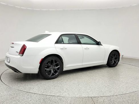 Used 2023 Chrysler 300 S RWD image 5