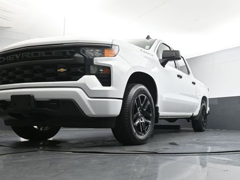Used 2022 Chevrolet Silverado 1500 Custom AWD/4WD image 36