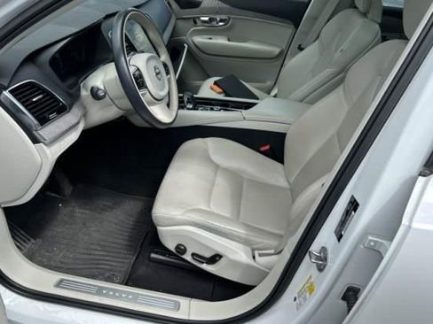 Used 2023 Volvo XC90 B6 Plus w/ Protection Package AWD/4WD image 7