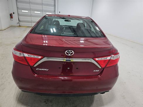 Used 2016 Toyota Camry XSE w/ Moonroof Package FWD image 4
