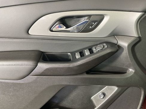 Certified 2023 Chevrolet Traverse LT image 26