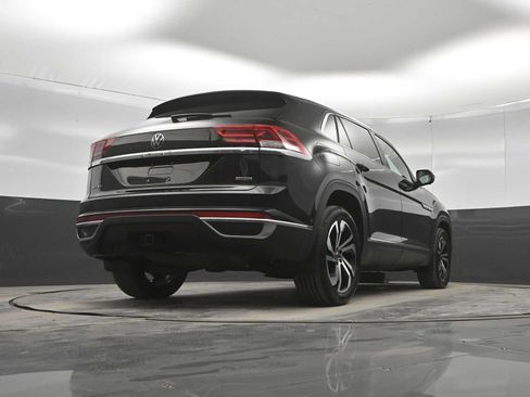 Used 2021 Volkswagen Atlas Cross Sport SEL Premium AWD/4WD image 36