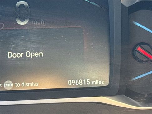 Used 2019 Honda Pilot Touring image 17