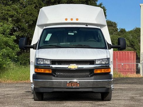 New 2026 Chevrolet Express 3500 w/ Power Convenience Package RWD image 9