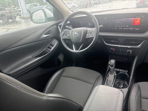 Used 2025 Buick Encore GX Preferred FWD image 33