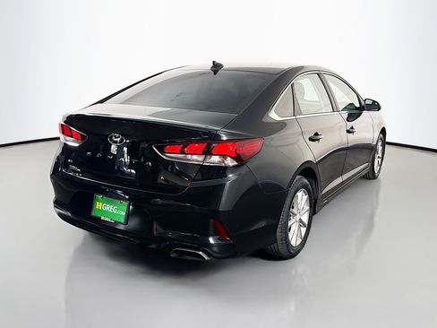 Used 2018 Hyundai Sonata SE w/ Cargo Package FWD image 10