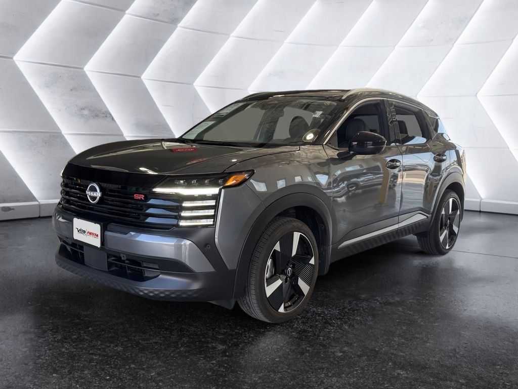 Used 2025 Nissan Kicks SR AWD/4WD image 3