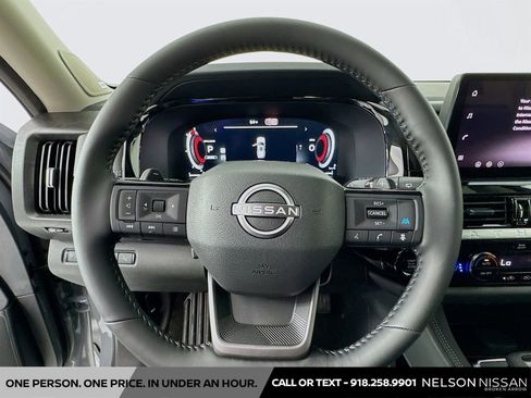 New 2026 Nissan Pathfinder Platinum image 11