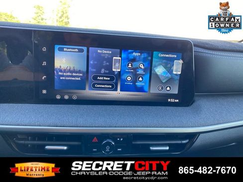 Used 2026 Nissan Kicks SV w/ Charging Package AWD/4WD image 15
