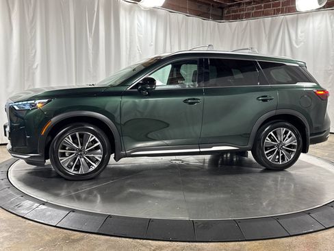 Certified 2026 INFINITI QX60 Luxe w/ Family Package AWD/4WD image 10