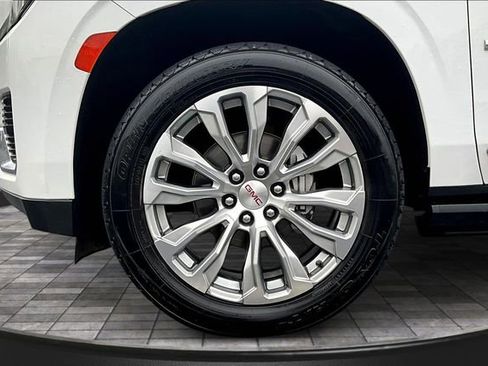 Used 2023 GMC Yukon Denali AWD/4WD image 33