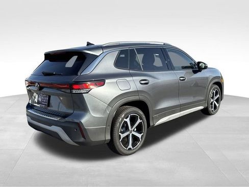 New 2026 Volkswagen Tiguan SE image 5