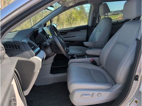 Used 2021 Honda Odyssey EX-L image 10