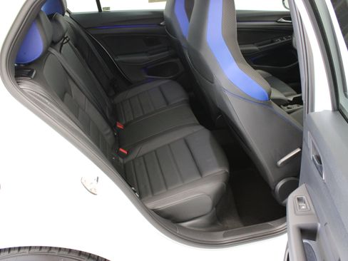 Used 2024 Volkswagen Golf R AWD/4WD image 33