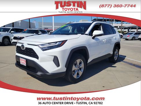 Certified 2023 Toyota RAV4 XLE FWD image 1