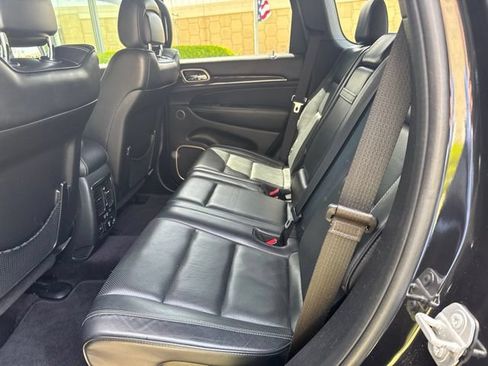 Used 2016 Jeep Grand Cherokee Overland RWD image 15