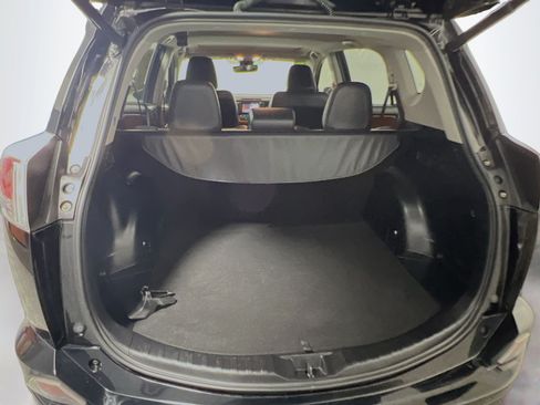 Used 2016 Toyota RAV4 Limited FWD image 34