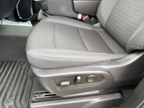 Used 2023 Chevrolet Silverado 1500 LT AWD/4WD image 45