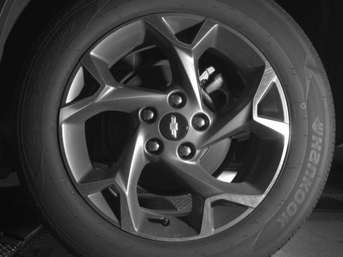 Used 2025 Chevrolet Trax LT w/ LT Convenience Package FWD image 14