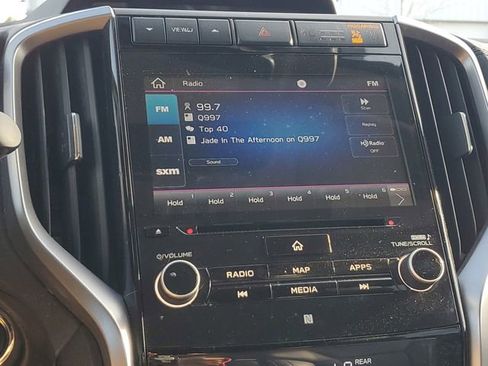 Used 2021 Subaru Ascent Touring image 29